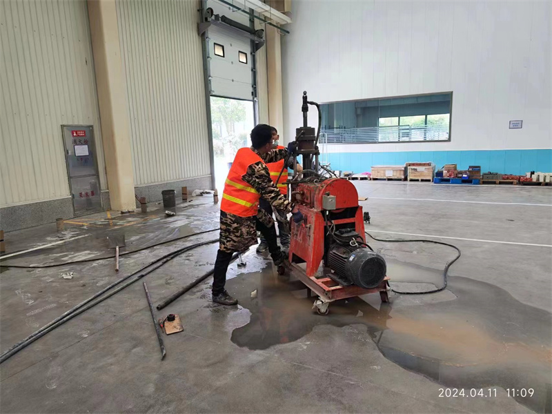 鲁山厂房地面下沉塌陷注浆加固施工